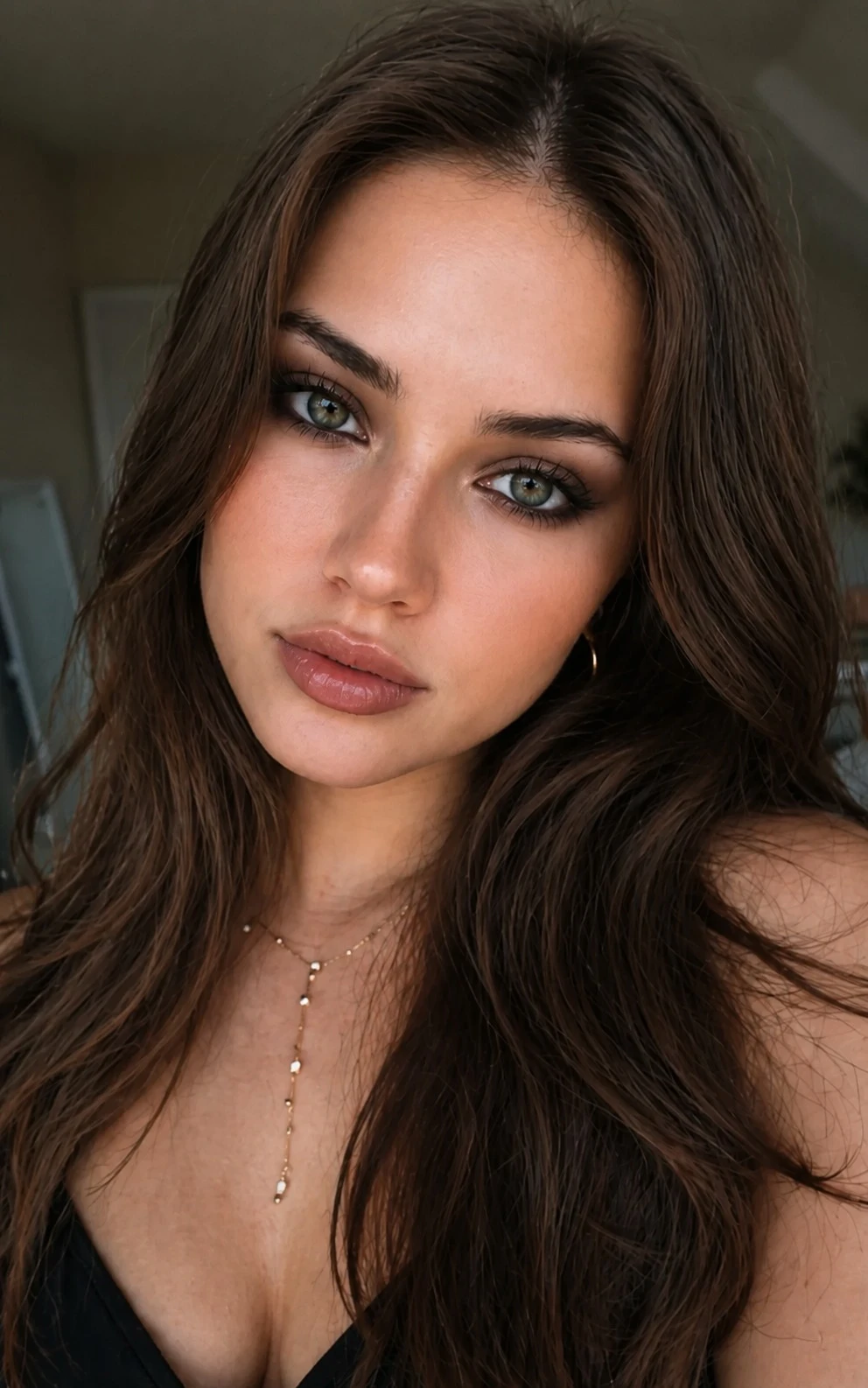Real portrait used for the Grunge Makeup showcase slot
